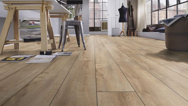 4982 Дуб восточный бежевый / 1380*193*8м/АС4/32 класс/ V4/5G/ER 4982 Дуб восточный бежевый / 1380*193*8м/АС4/32 класс/ V4/5G/ER